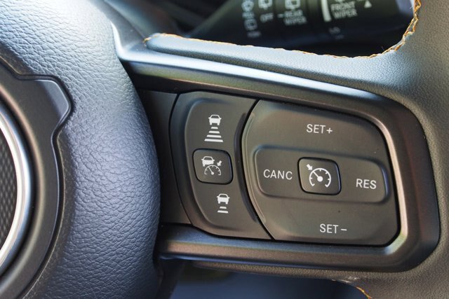 Used 2024 Jeep Wrangler Unlimited Sport AWD/4WD image 23