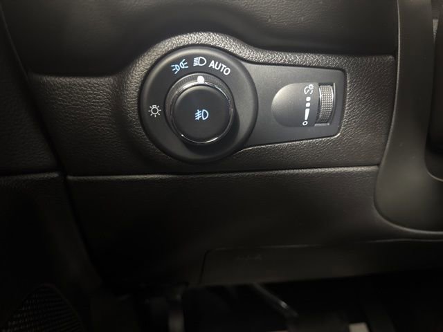 Used 2023 Dodge Durango R/T AWD/4WD image 21