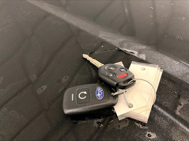 Used 2021 Subaru Crosstrek 2.0i AWD/4WD image 9