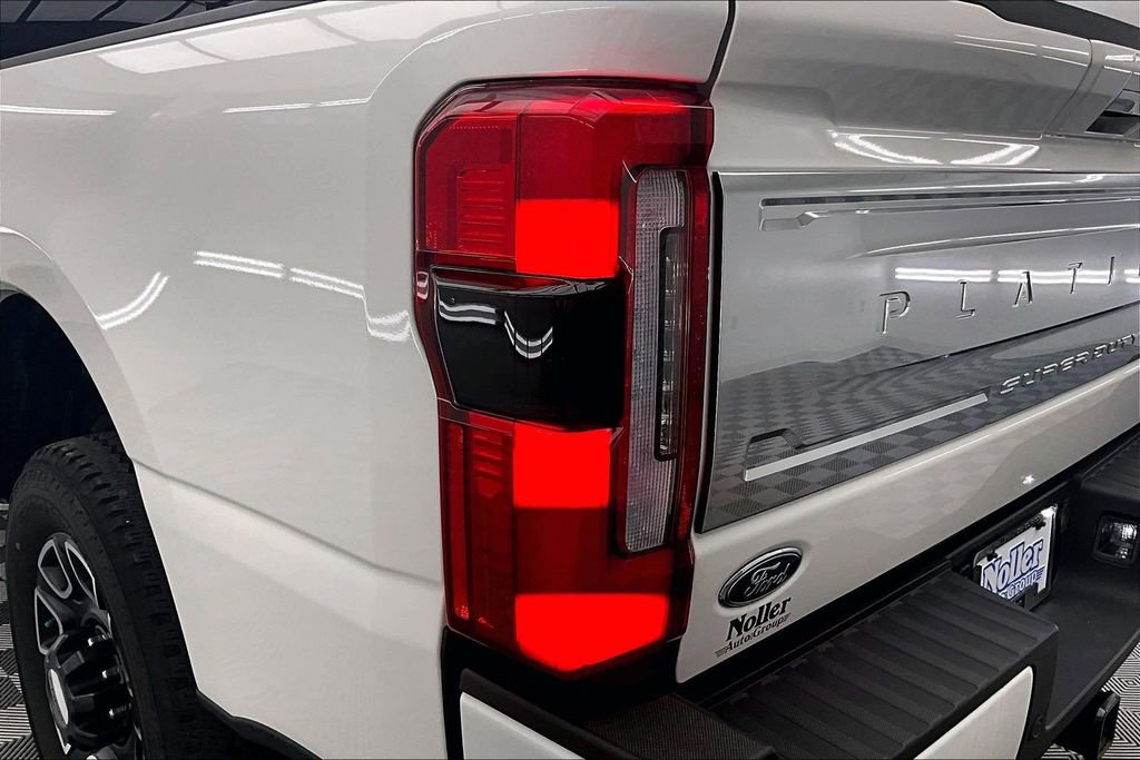 Certified 2024 Ford F250 Platinum AWD/4WD image 31