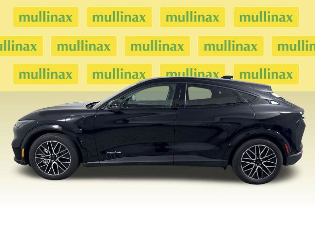 Certified 2025 Ford Mustang Mach-E Premium AWD/4WD image 8
