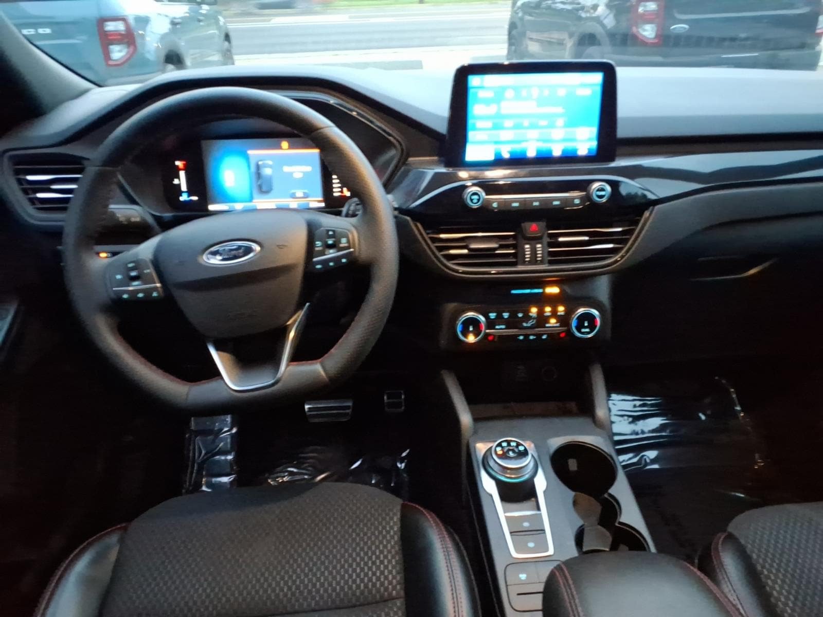 Certified 2024 Ford Escape ST-Line AWD/4WD image 14