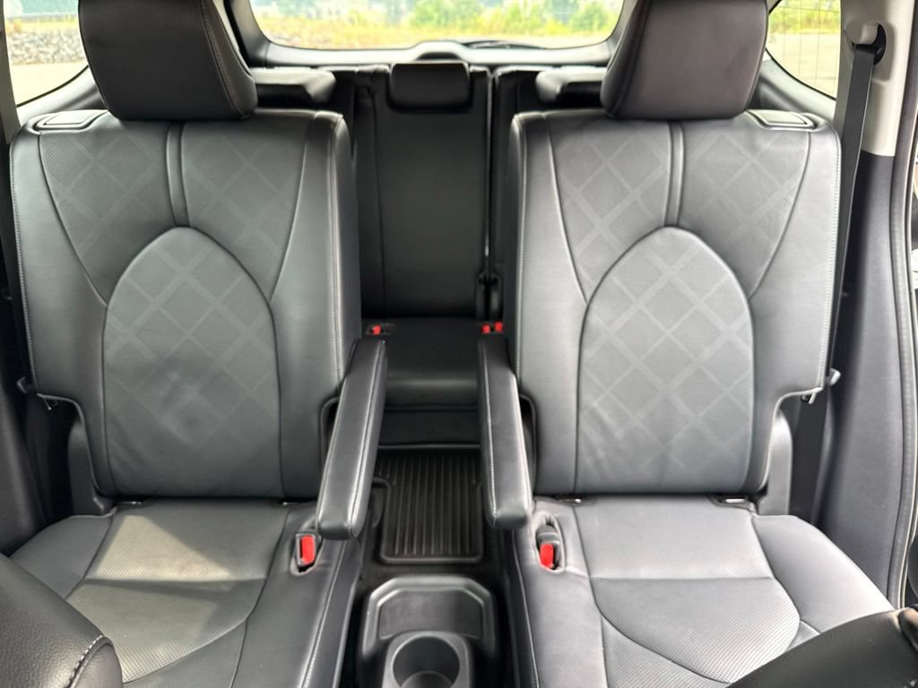 Used 2023 Toyota Highlander Platinum AWD/4WD image 13