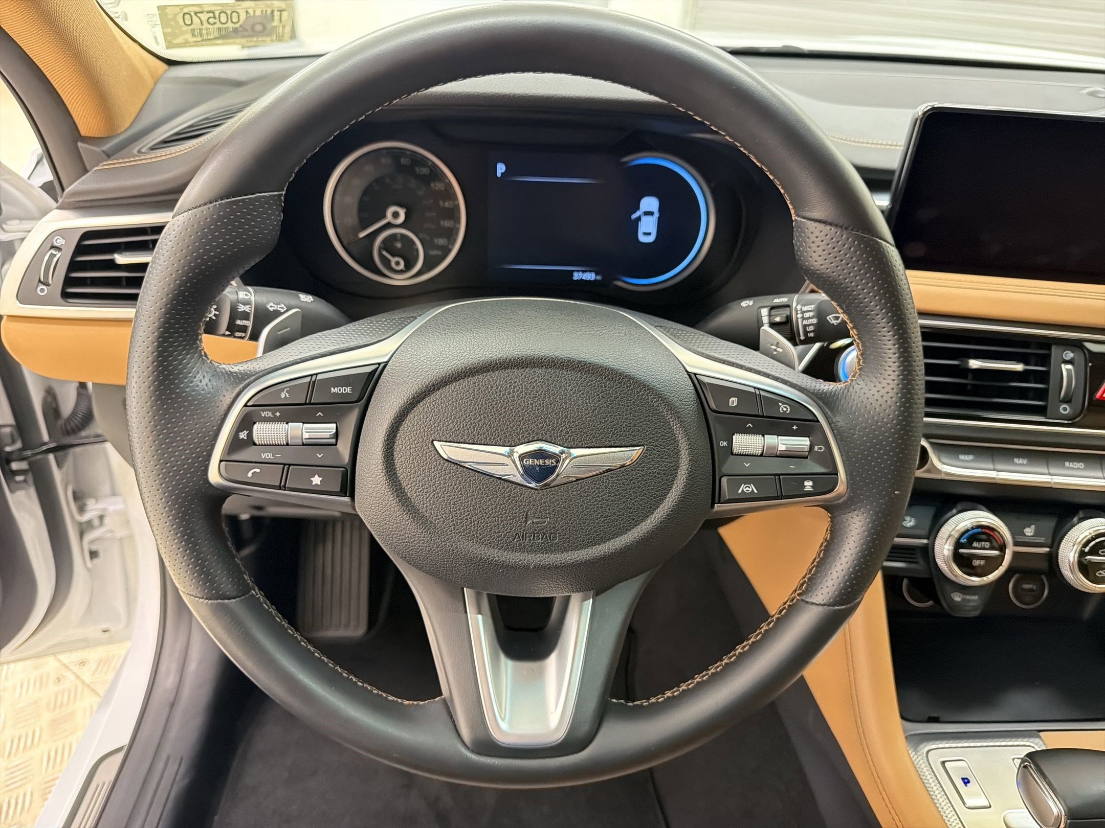Used 2022 Genesis G70 3.3T image 17