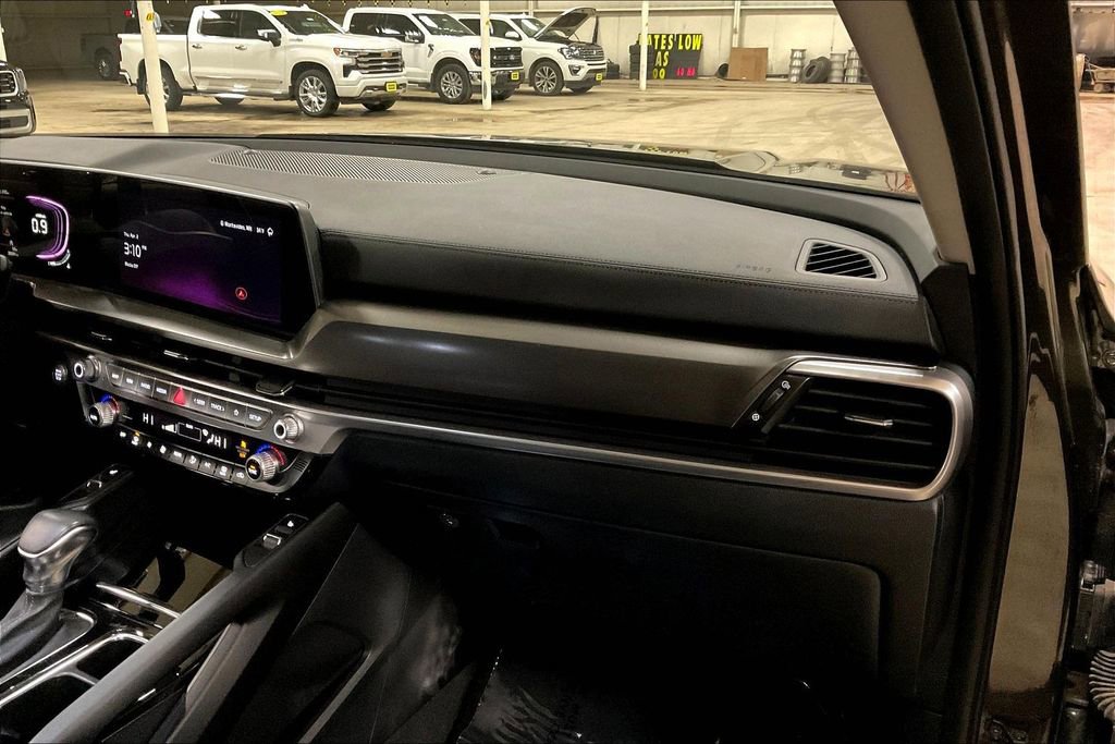Used 2025 Kia Telluride S AWD/4WD image 15