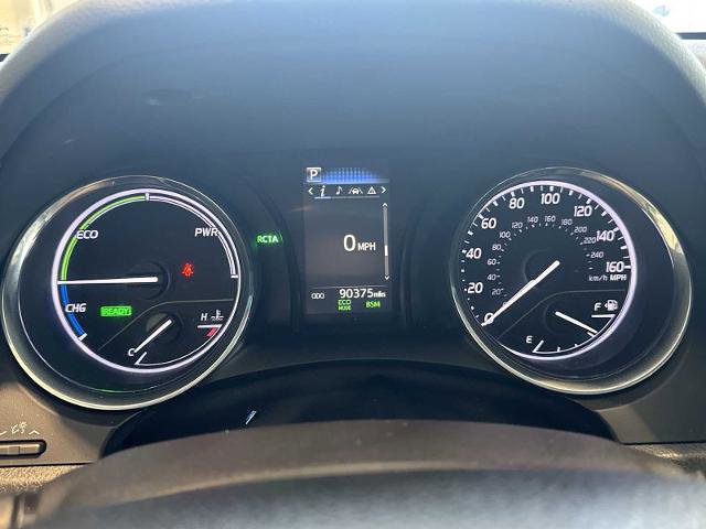 Used 2019 Toyota Camry SE w/ Sunroof Package image 10