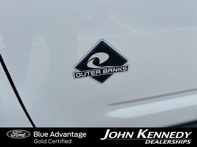 Certified 2025 Ford Bronco Sport Outer Banks w/ Outer Banks Tech Package+ AWD/4WD image 3