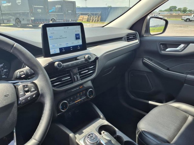 Certified 2022 Ford Escape SEL image 16