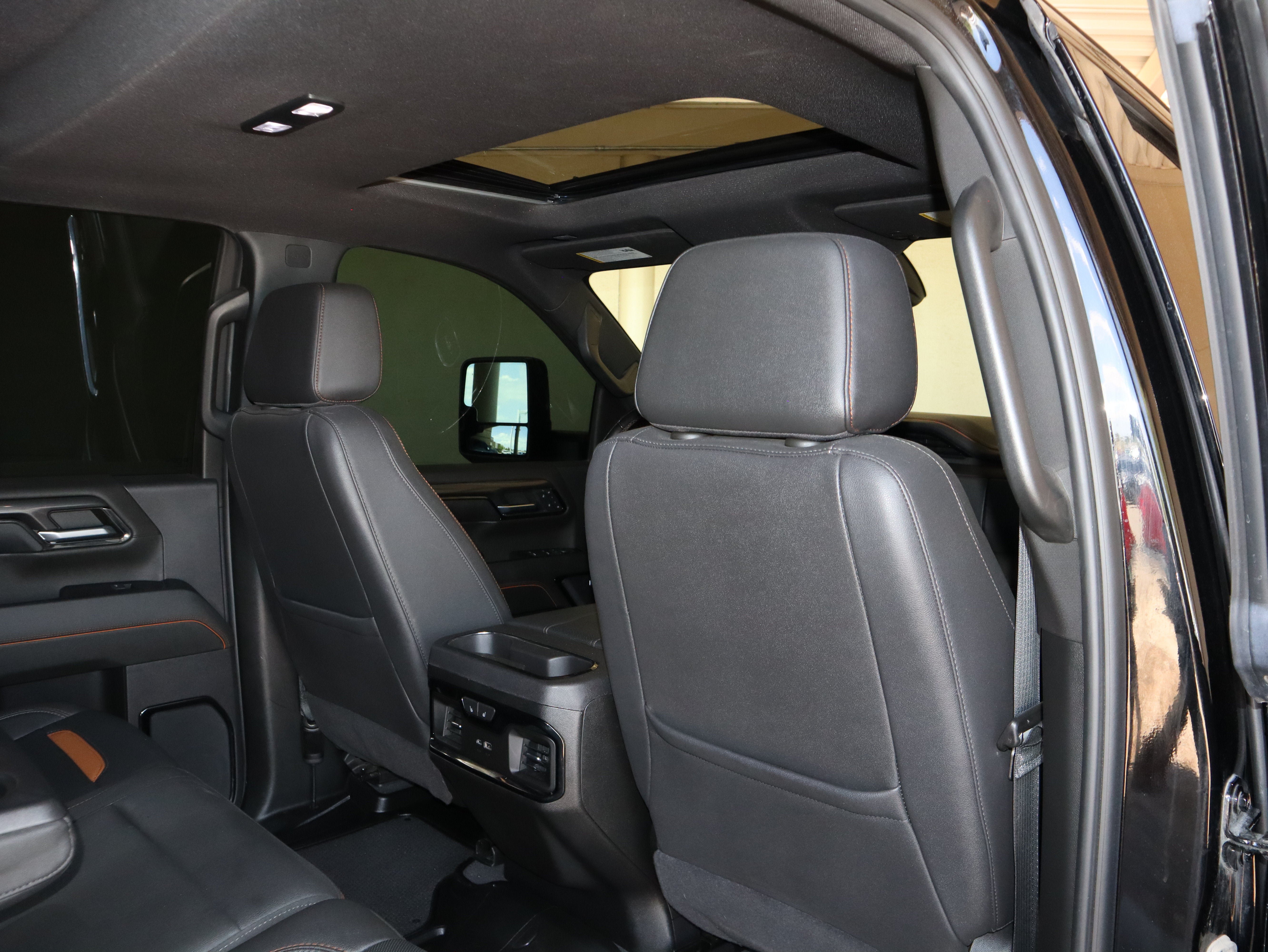 Used 2024 GMC Sierra 2500 AT4 w/ AT4 Premium Plus Package AWD/4WD image 43