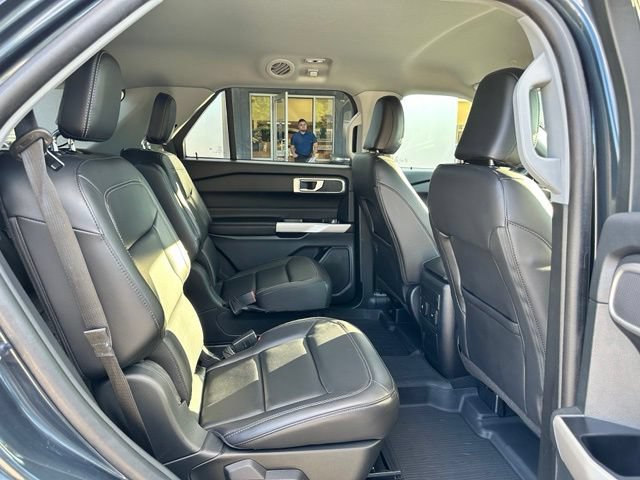 Certified 2023 Ford Explorer XLT w/ Equipment Group 202A AWD/4WD image 44