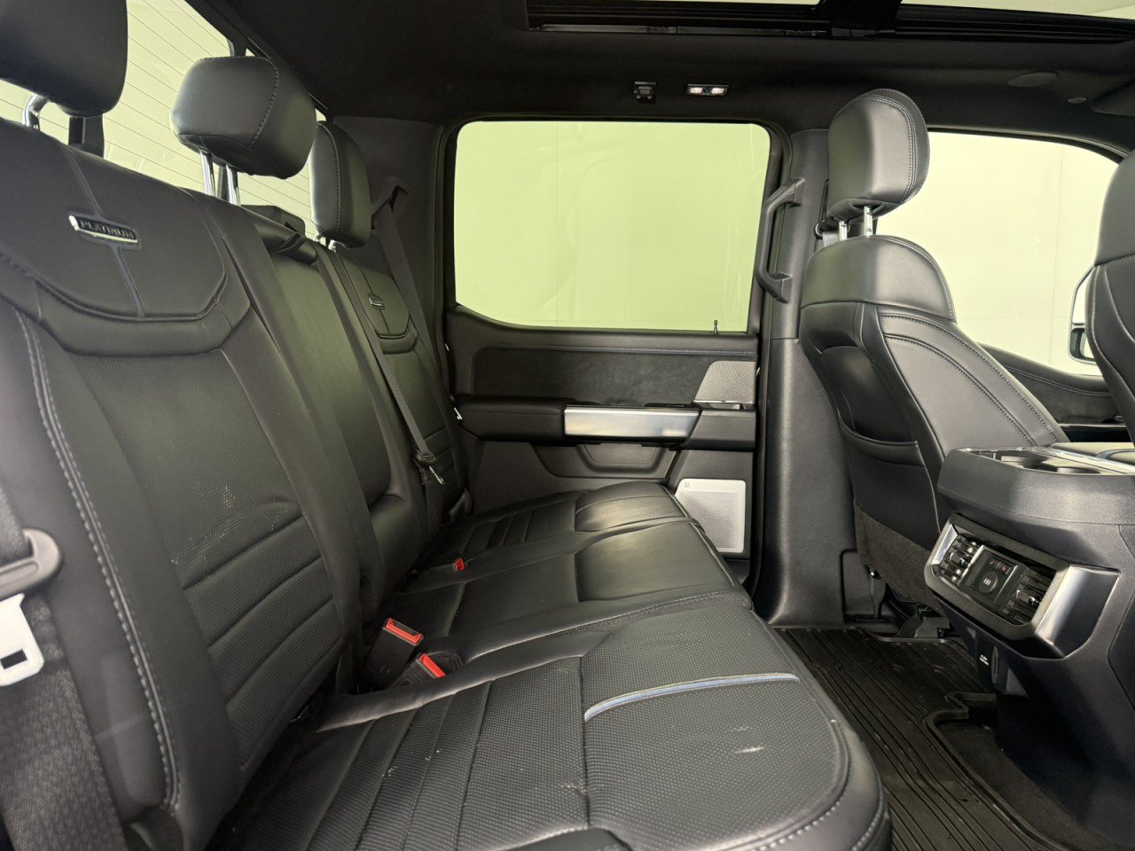Certified 2025 Ford F250 Platinum AWD/4WD image 14