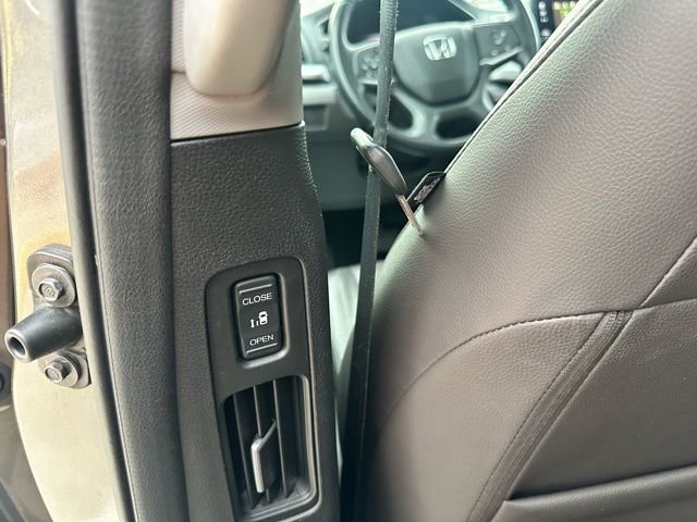 Used 2022 Honda Odyssey EX-L image 49