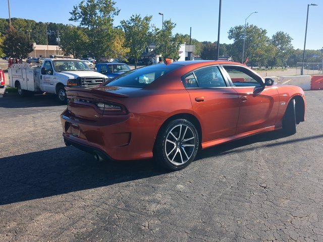 Used 2023 Dodge Charger R/T RWD image 4