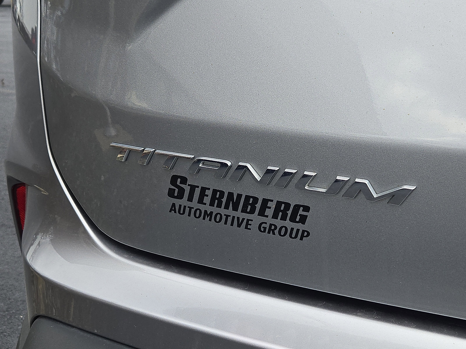 Certified 2024 Ford Edge Titanium w/ Equipment Group 301A image 8