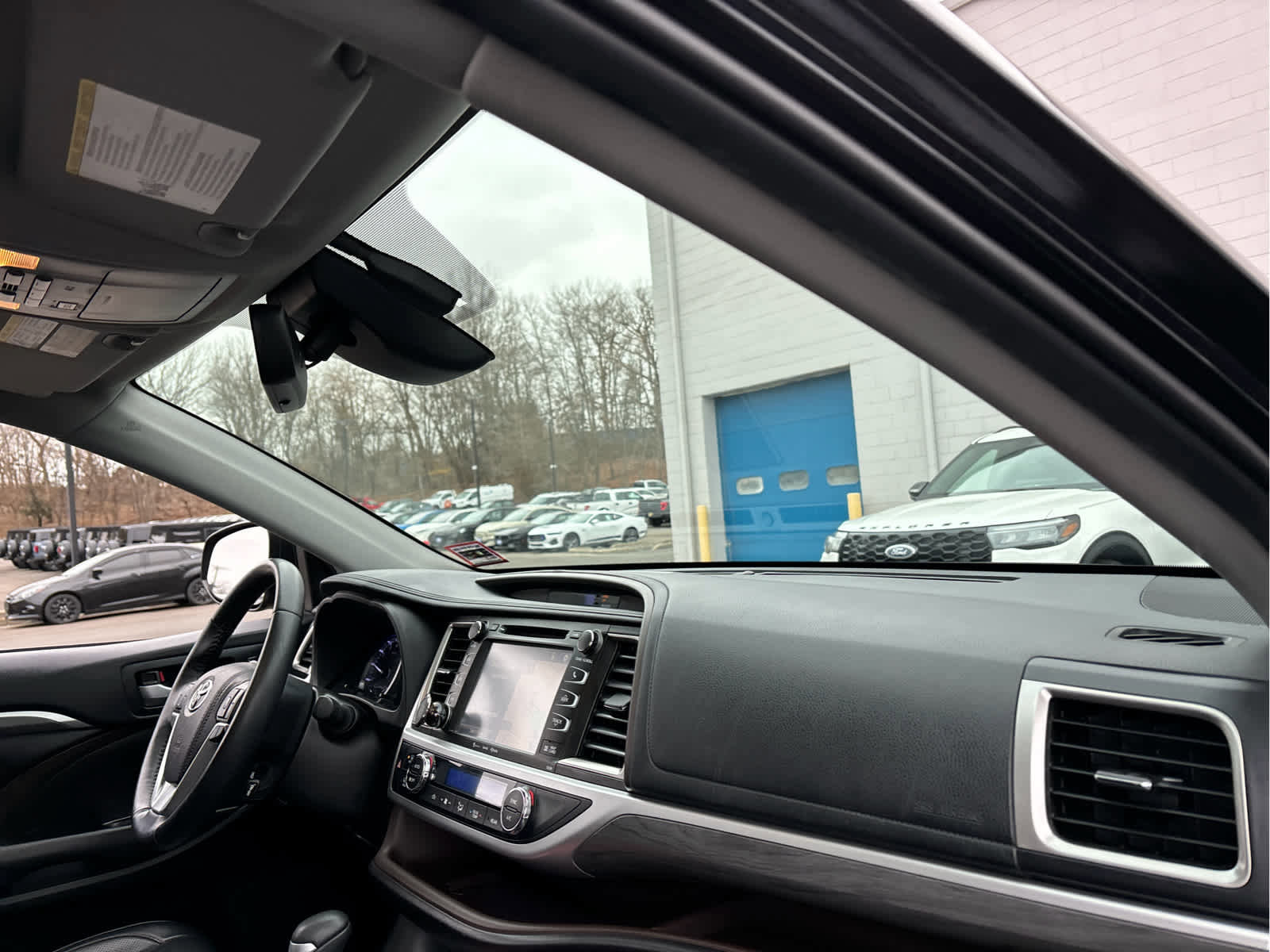 Used 2019 Toyota Highlander Limited Platinum image 27