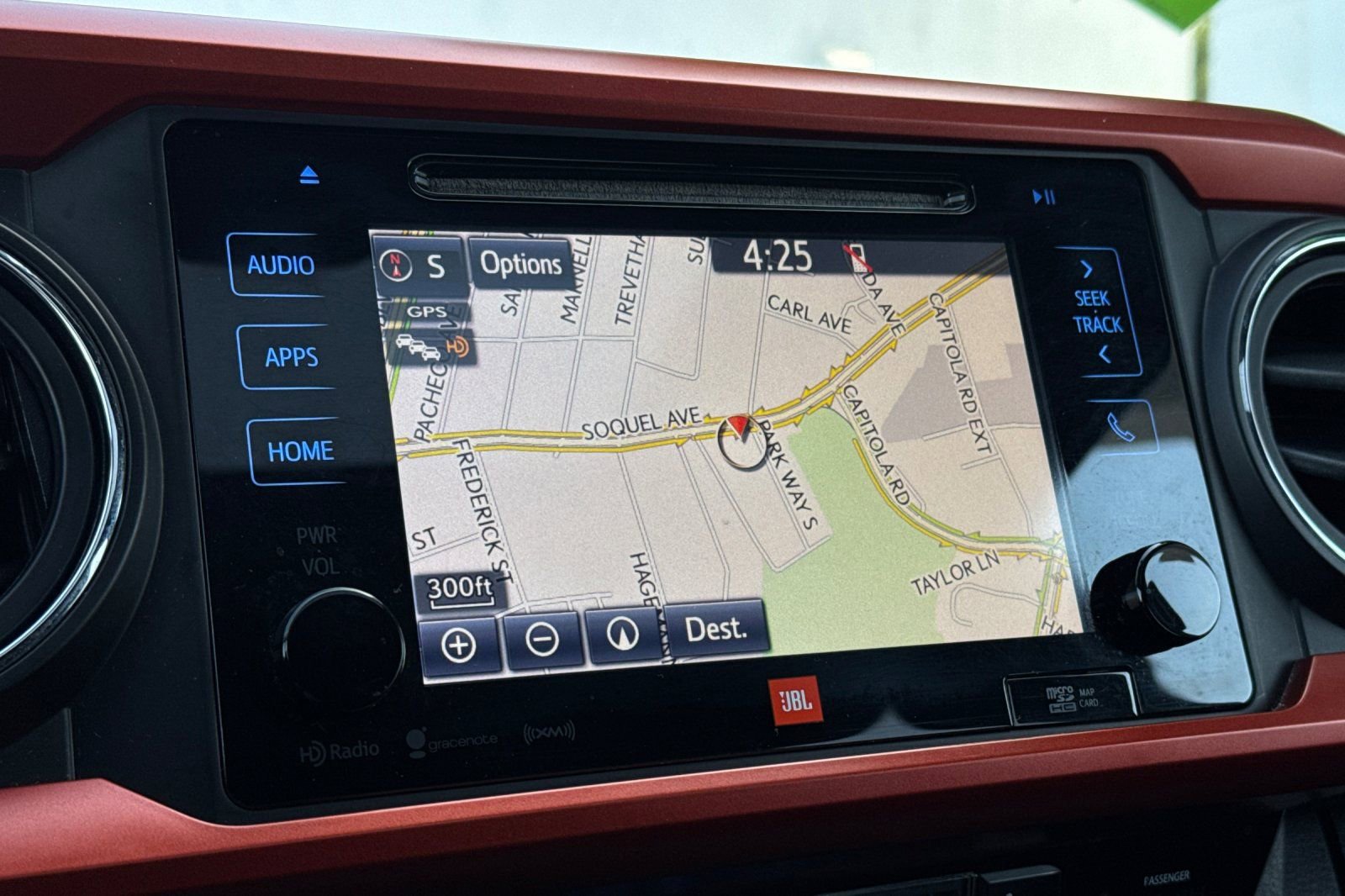 Used 2017 Toyota Tacoma TRD Off-Road AWD/4WD image 17