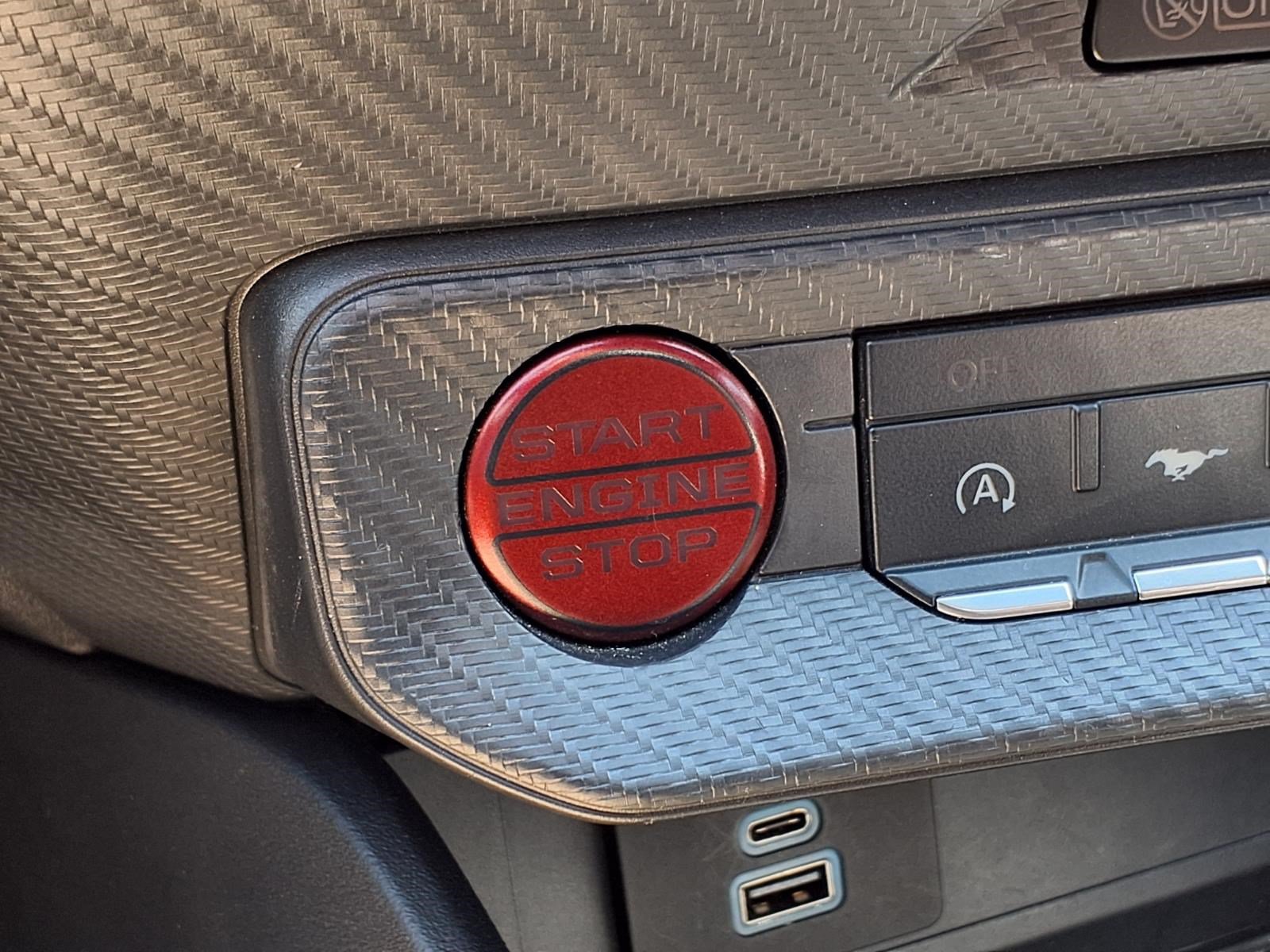Certified 2025 Ford Mustang Coupe RWD image 18