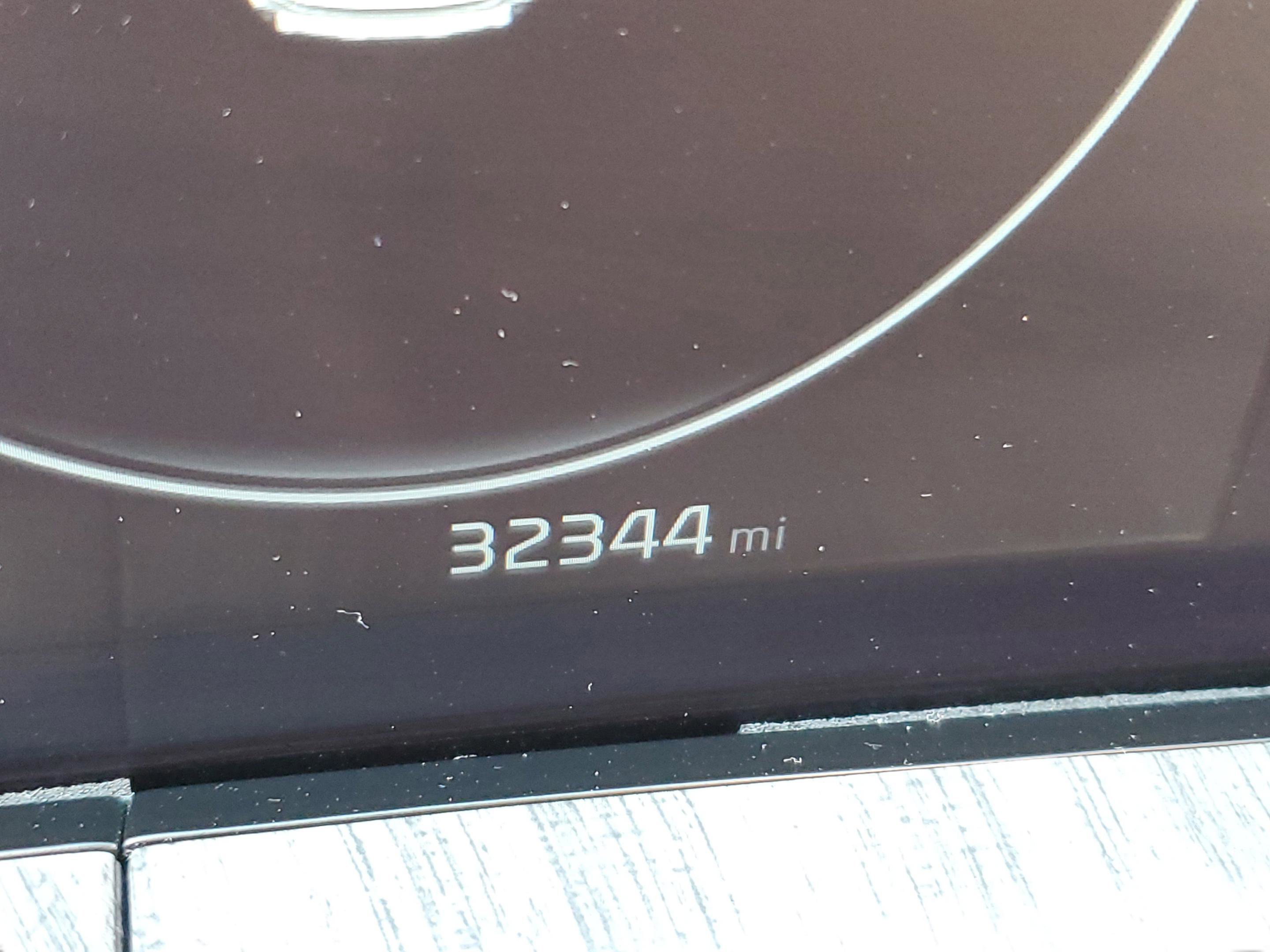 Used 2024 Kia Telluride SX image 30