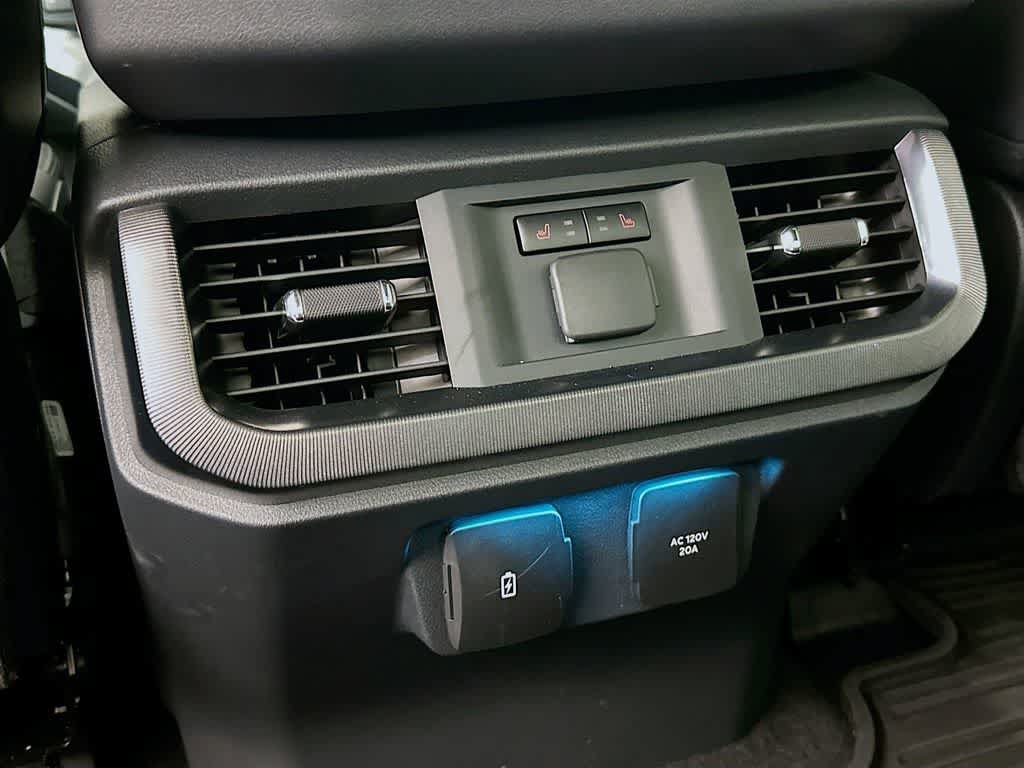 Certified 2025 Ford F150 Platinum AWD/4WD image 13