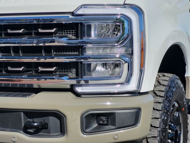 Certified 2026 Ford F250 King Ranch w/ Tremor Off-Road Package AWD/4WD image 9
