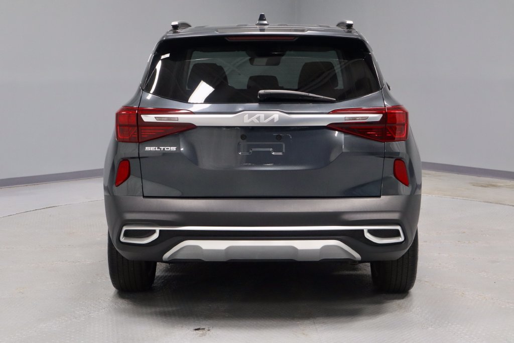 Used 2023 Kia Seltos S w/ Navigation Package AWD/4WD image 10