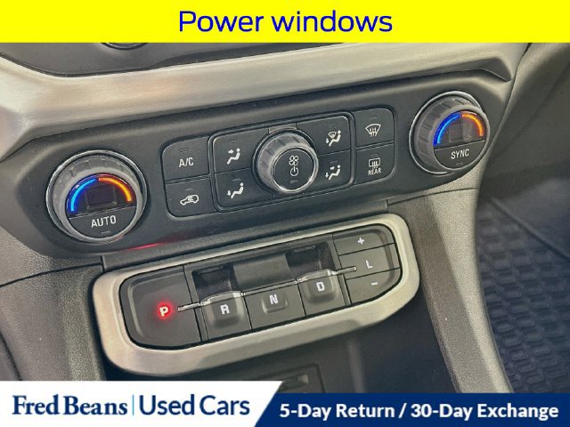 Used 2023 GMC Acadia SLT AWD/4WD image 20