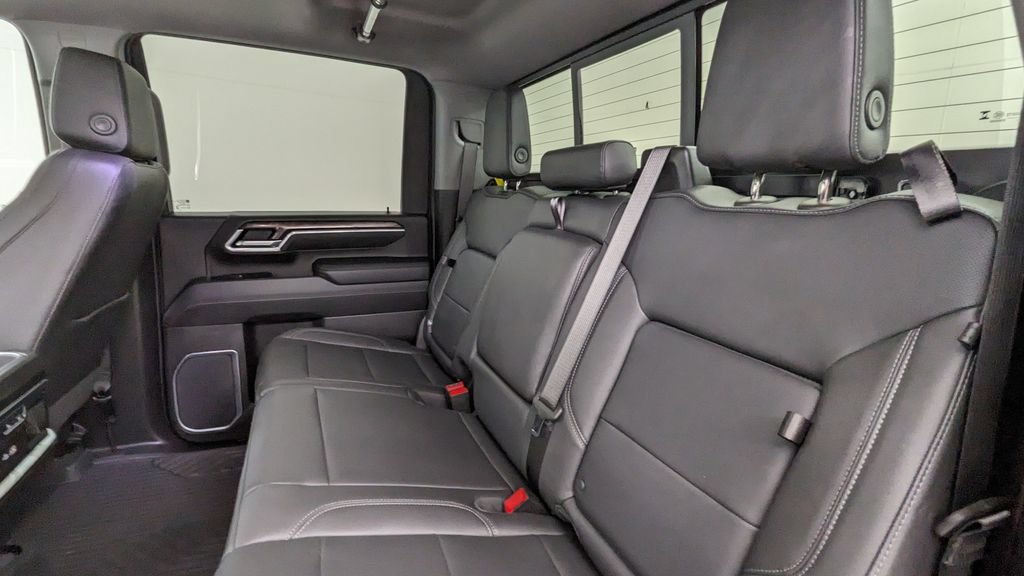 Used 2025 Chevrolet Silverado 2500 LTZ w/ Trail Boss Package AWD/4WD image 38