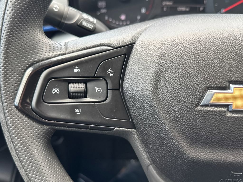 Used 2024 Chevrolet Trax LS w/ LS Convenience Package FWD image 15