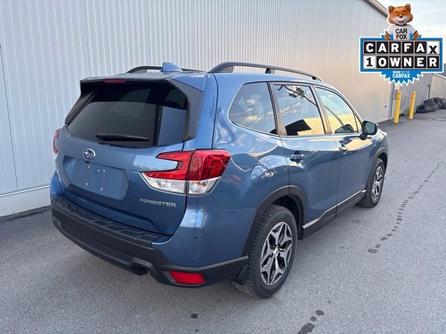 Used 2020 Subaru Forester Premium AWD/4WD image 11