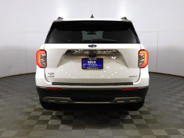 Certified 2021 Ford Explorer XLT w/ Equipment Group 202A image 3
