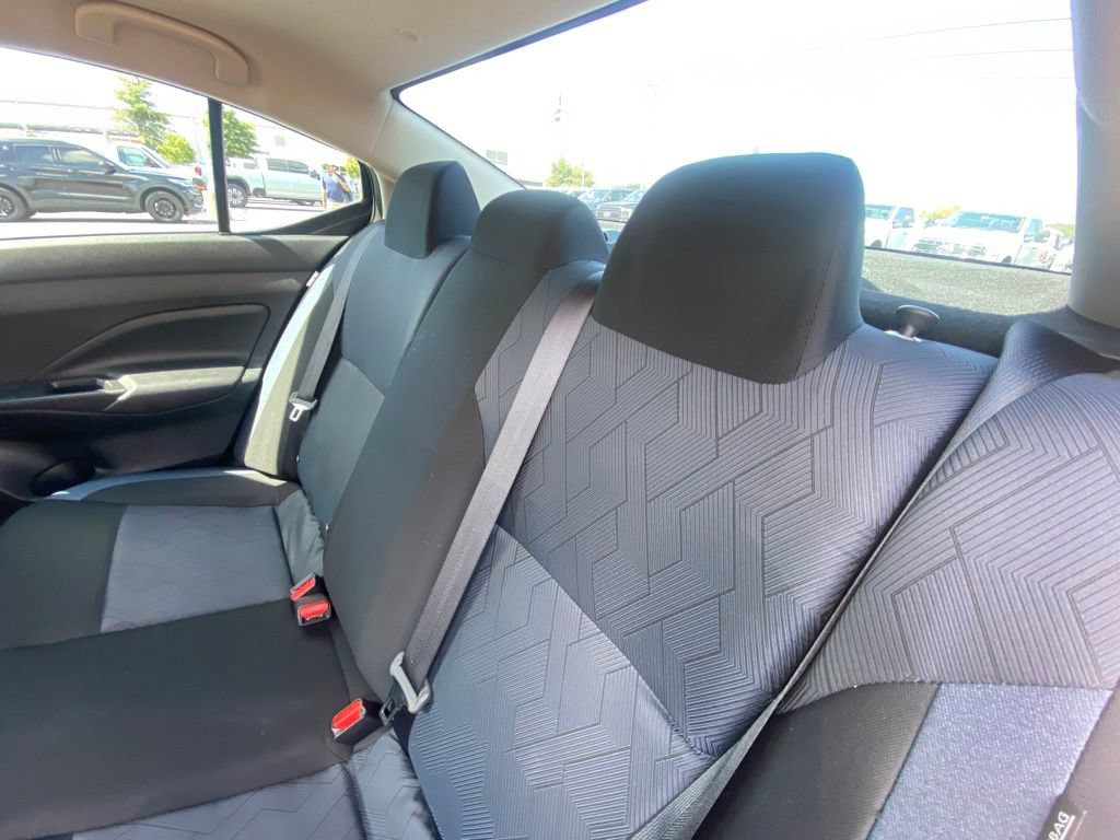 Used 2025 Nissan Versa SV w/ Trunk Package FWD image 23
