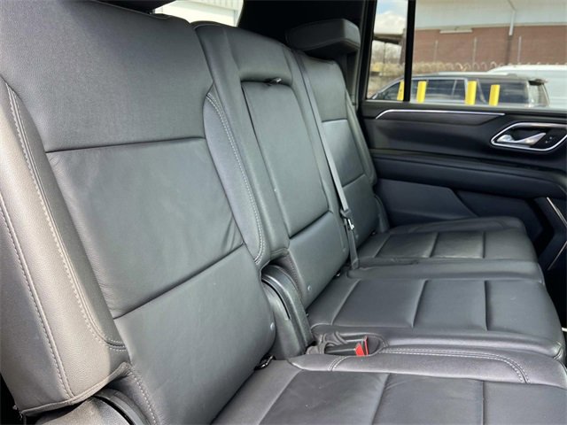 Used 2024 Chevrolet Suburban LT image 23