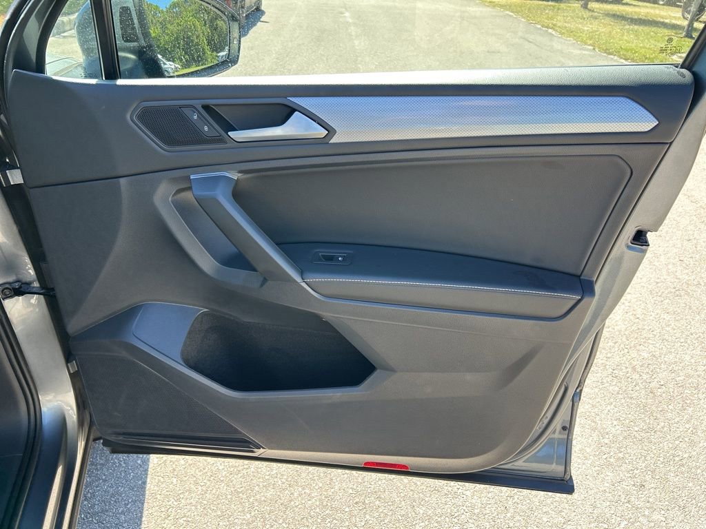 Used 2022 Volkswagen Tiguan S image 34