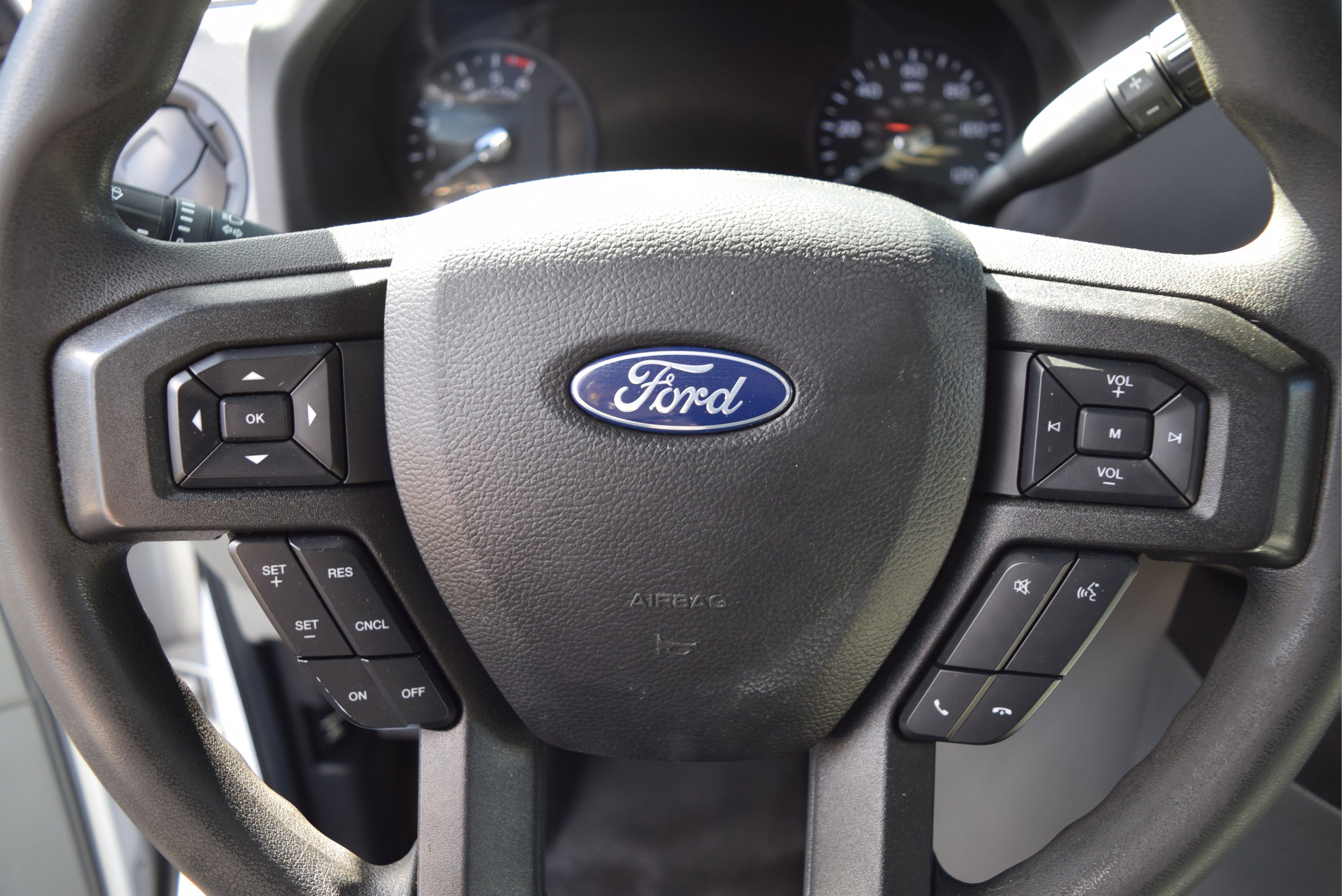 Certified 2023 Ford E-350 and Econoline 350 Super Duty w/ Power Windows & Locks Group RWD image 9