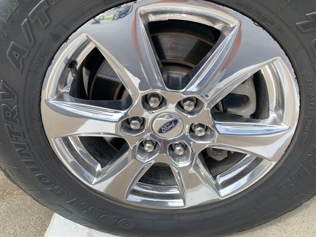 Certified 2019 Ford F150 XLT w/ Equipment Group 302A Luxury AWD/4WD image 15