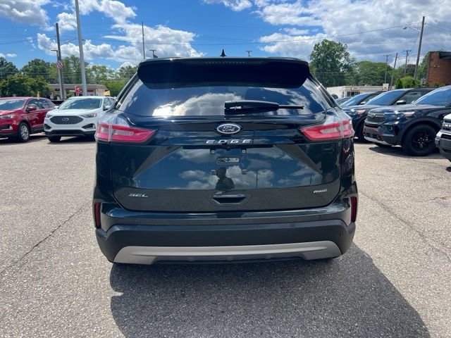 Certified 2024 Ford Edge SEL w/ Convenience Package AWD/4WD image 5