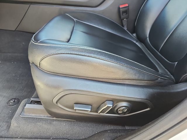 Used 2023 Jeep Grand Cherokee L Limited RWD image 19