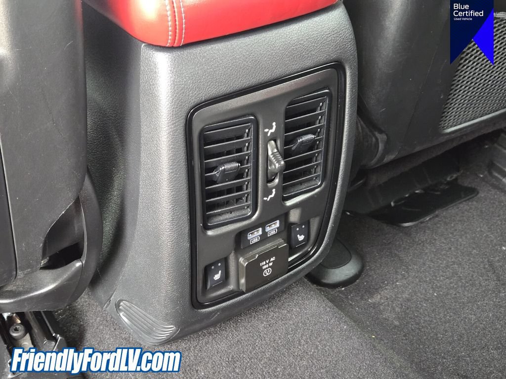 Used 2022 Dodge Durango R/T w/ Blacktop Package AWD/4WD image 17