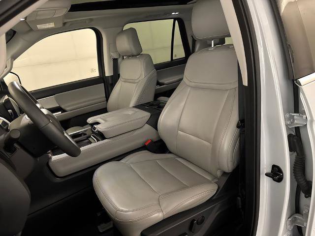 Certified 2025 Ford Expedition Active RWD image 19