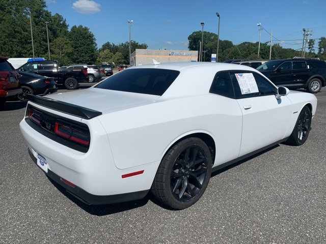 Used 2022 Dodge Challenger R/T w/ Plus Package image 4