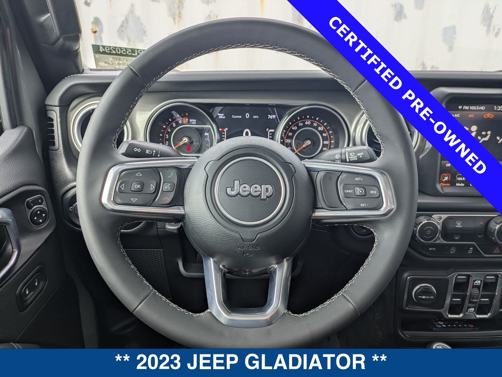 Used 2023 Jeep Gladiator Overland AWD/4WD image 29
