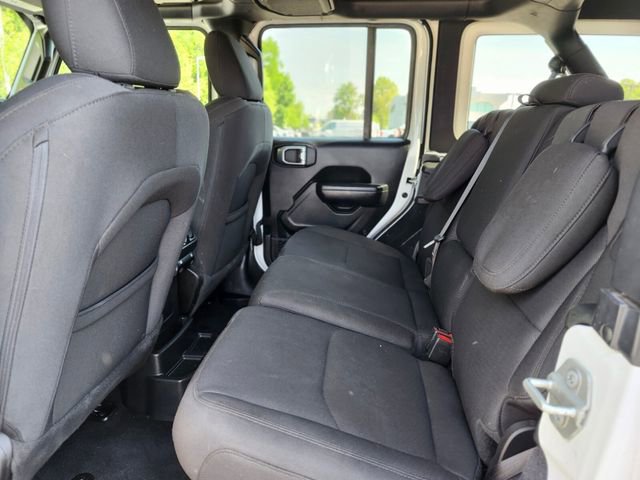 Used 2023 Jeep Wrangler Unlimited w/ Convenience Group AWD/4WD image 16