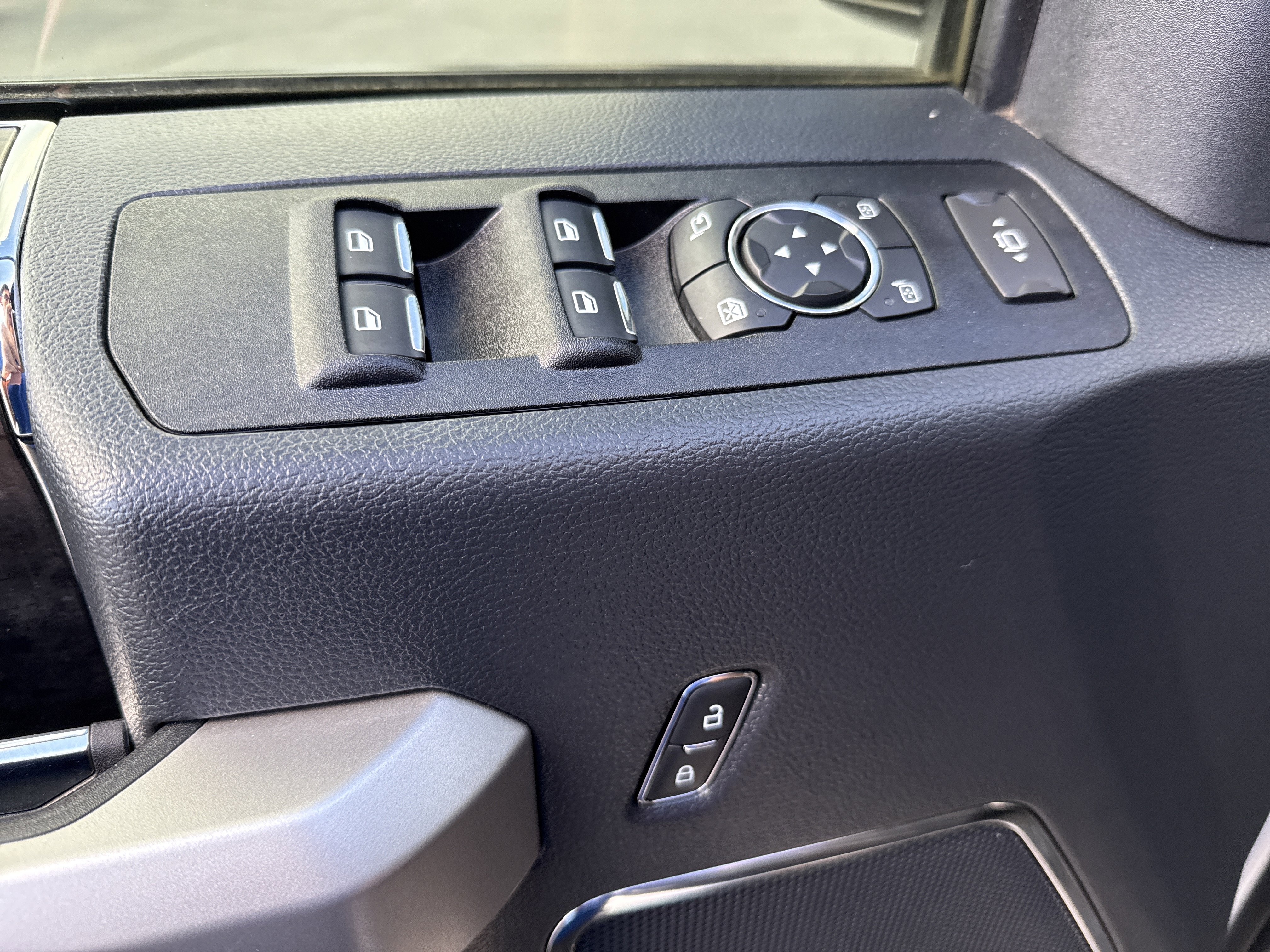 Certified 2022 Ford F250 Lariat AWD/4WD image 14