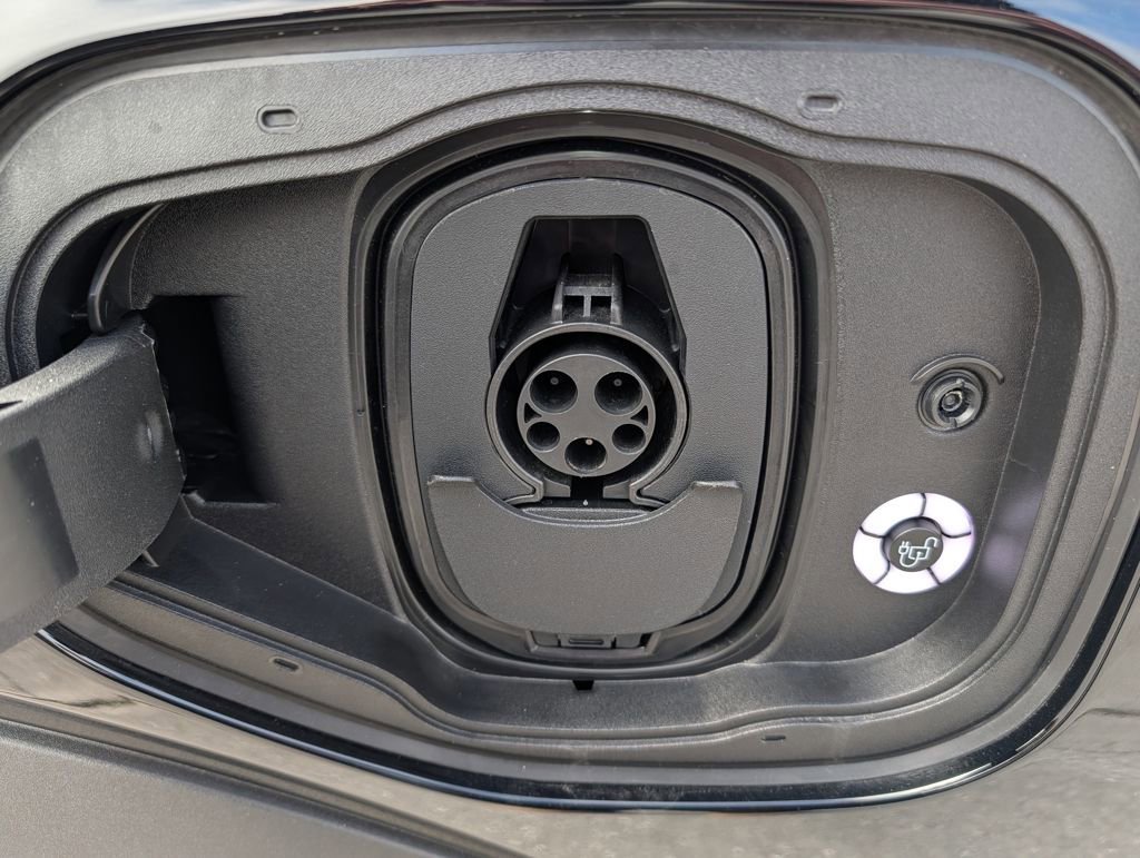 Certified 2025 Ford Mustang Mach-E Select w/ Comfort Package Lite image 36