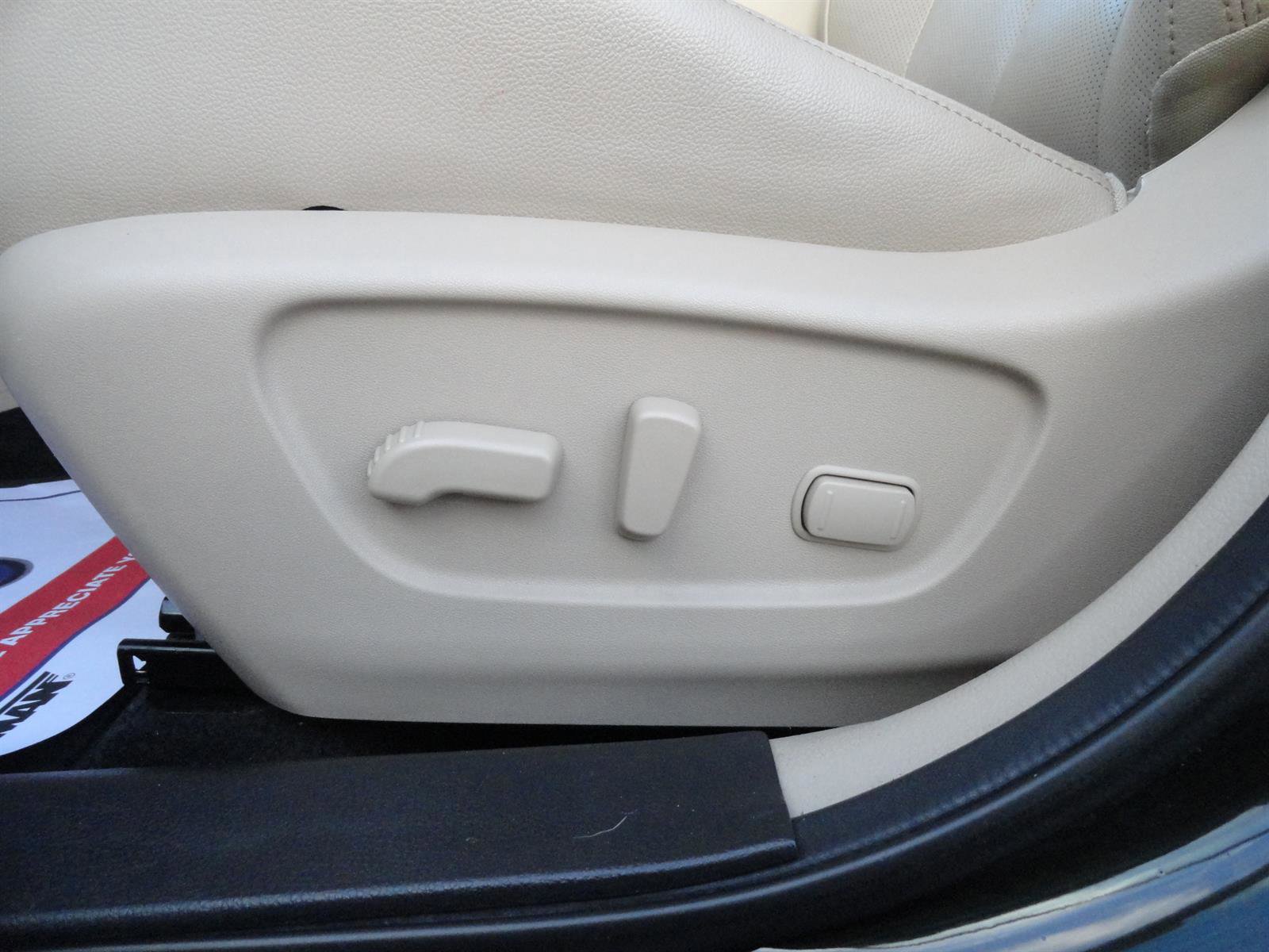 Used 2020 Nissan Rogue SL w/ Premium Package image 12