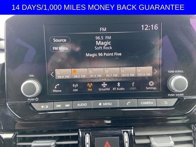 Used 2025 Nissan Pathfinder SV FWD image 18