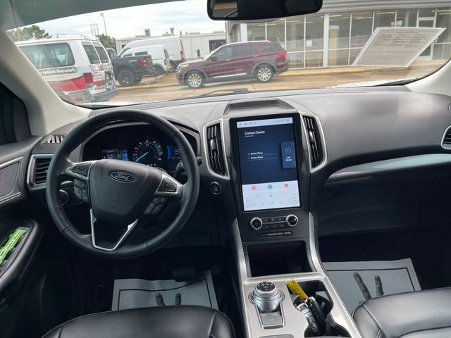 Certified 2024 Ford Edge SEL w/ Convenience Package AWD/4WD image 25