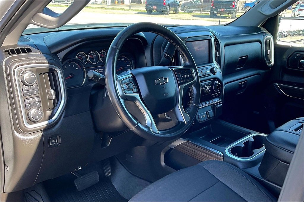 Used 2021 Chevrolet Silverado 1500 LT Trail Boss w/ Convenience Package II image 14