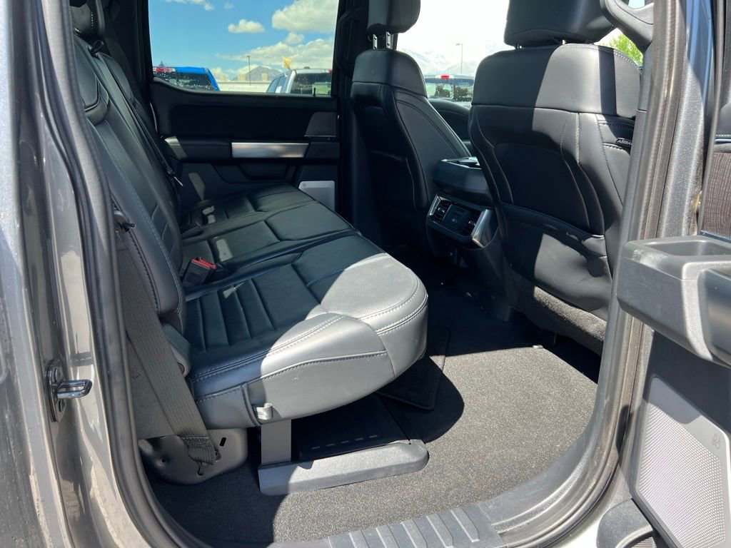 Certified 2025 Ford F350 Platinum AWD/4WD image 21