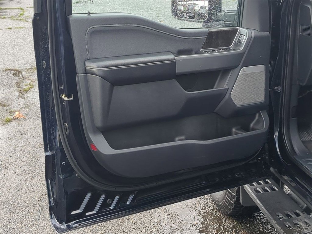 Certified 2024 Ford F250 Lariat w/ Lariat Ultimate Package image 9